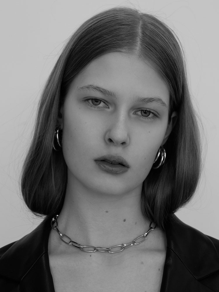 liza_book_sight2.jpg
