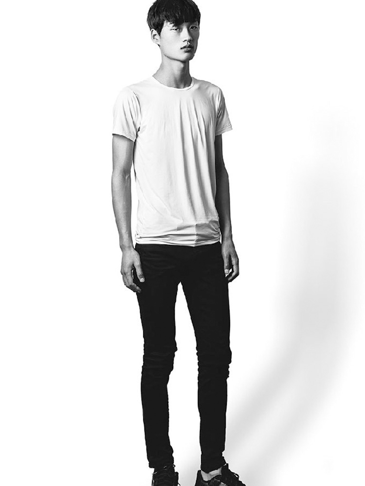 aleksander_sight_0001_fondo_0000_008.jpg