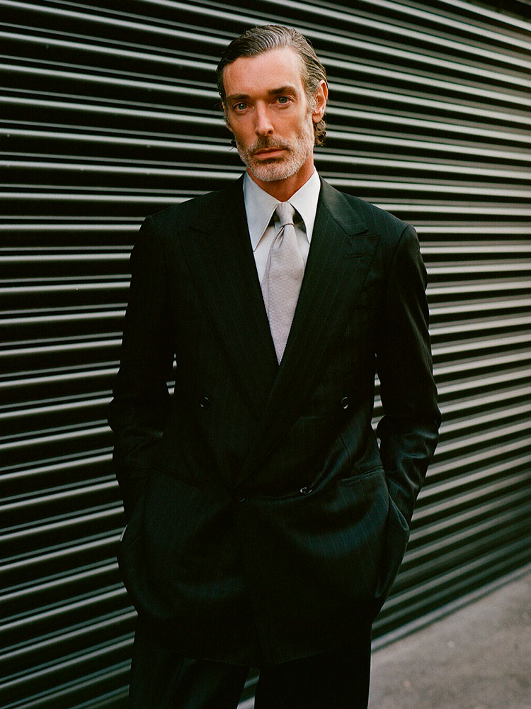 richard_sight_0002_large1696840534023e3c4cbeddba6a46465b3183ead5cb.jpg