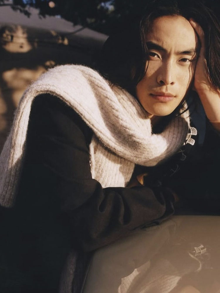 zilin_jin_sight_0006_26zilinjinmainbook.jpg
