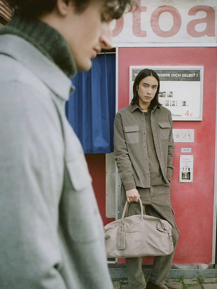 zilin_jin_sight_0018_14zilinjinmainbook.jpg