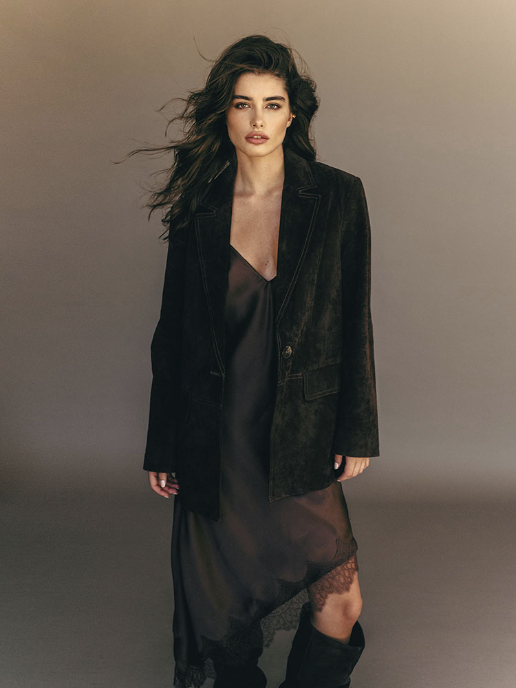 rossy_sight_0002_fondo_0003_17mariamiguelsilvamariamiguelbyricardosantos1025centralmodels.jpg